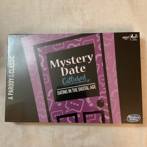 NEW SEALED Hasbro Mystery Date CATFISHED Board Game for Adults, DATING GAME - Picture 1 of 9